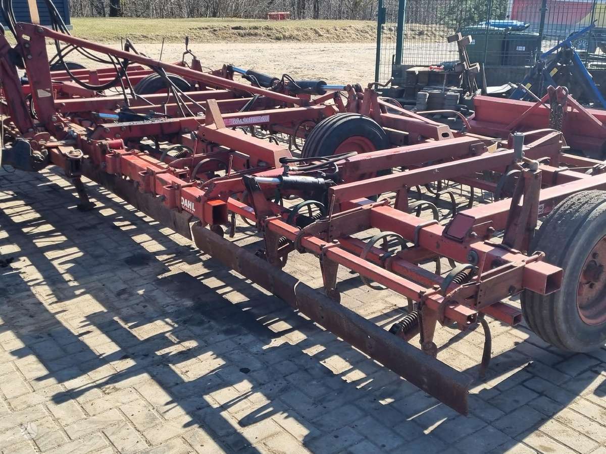 Kverneland Combinator 5000, kultivatoriai,akėčios