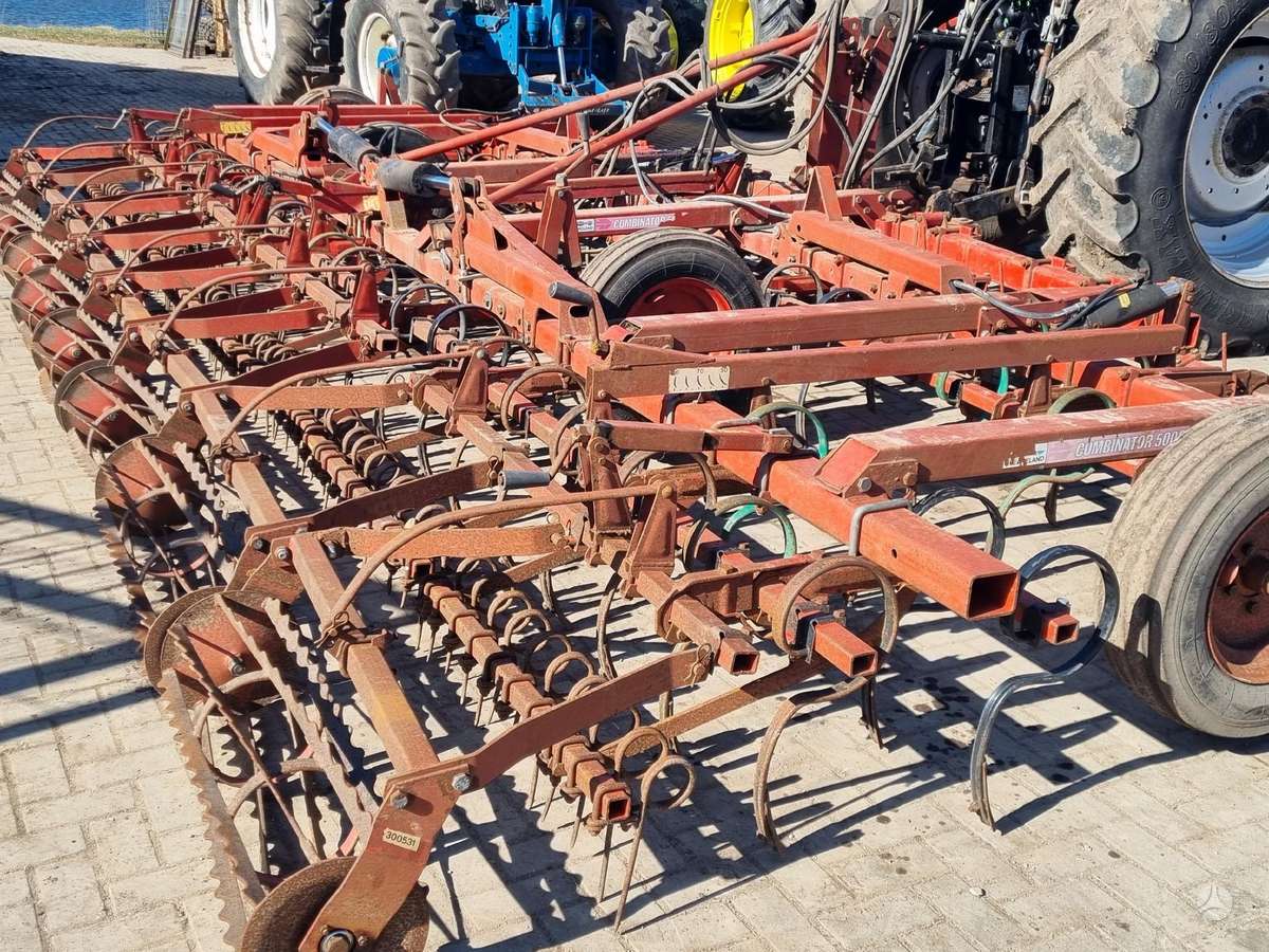 Kverneland Combinator 5000, kultivatoriai,akėčios