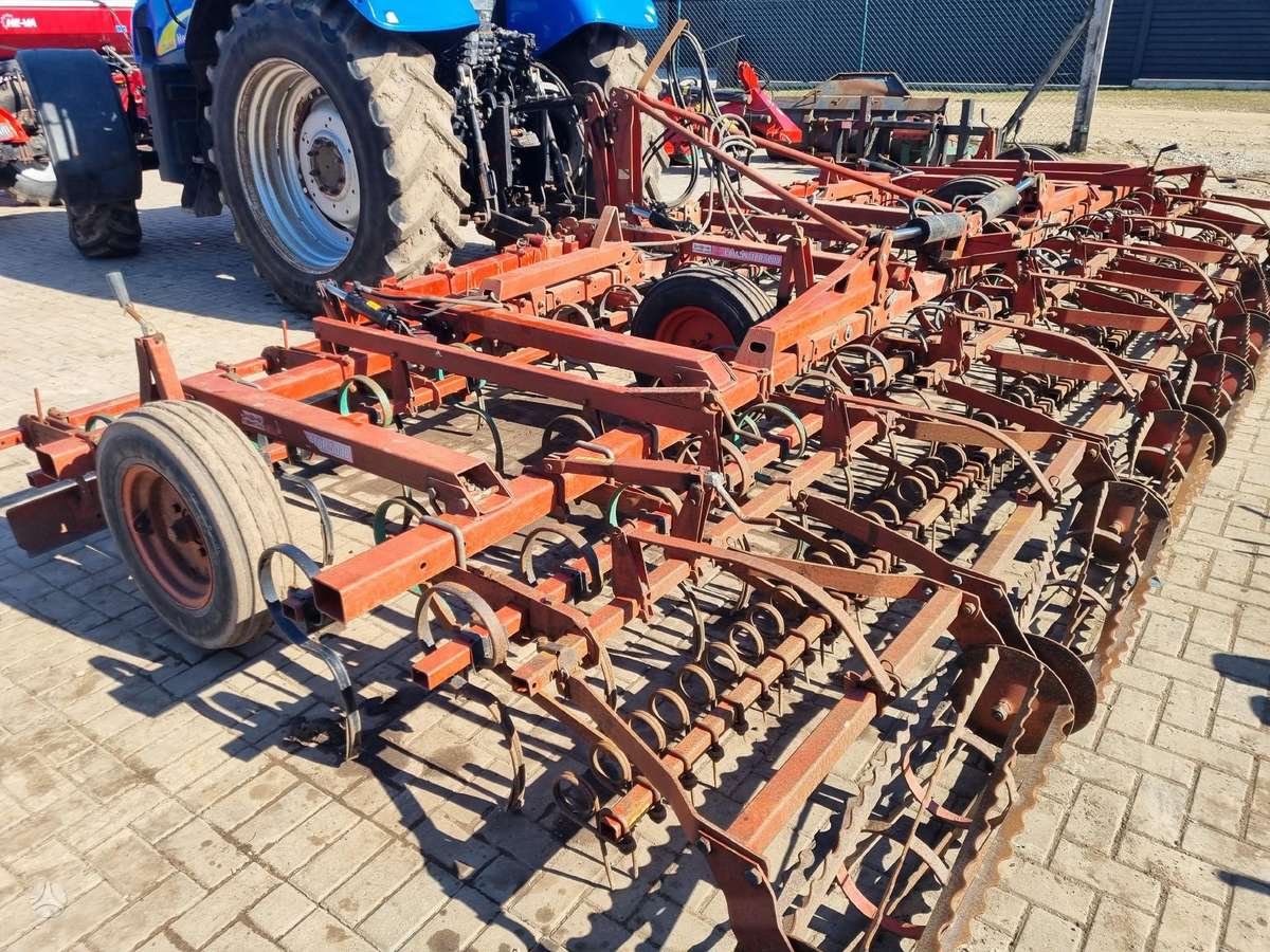 Kverneland Combinator 5000, kultivatoriai,akėčios