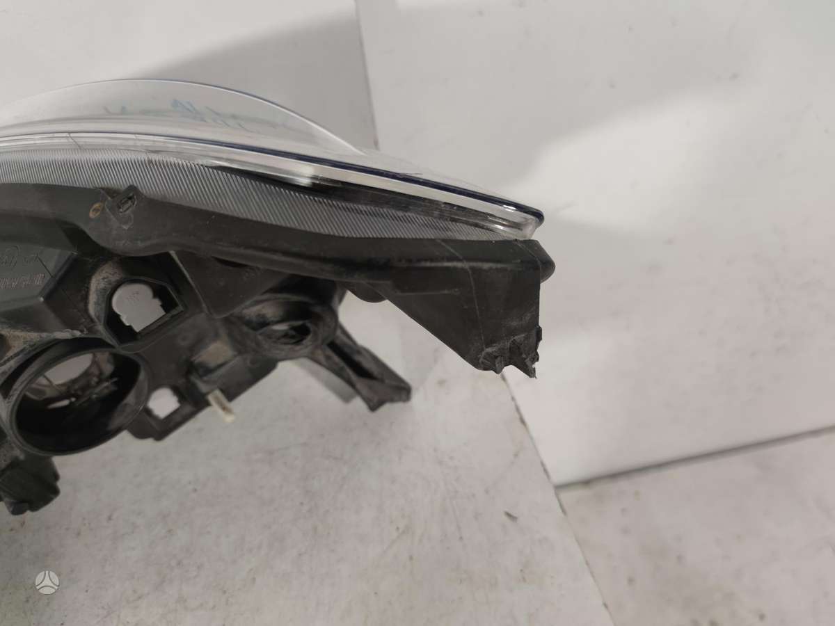 Dacia Lodgy žibintai