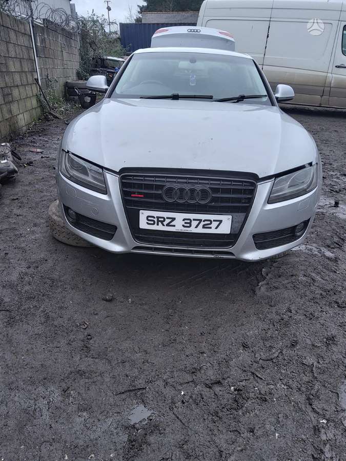 Audi A5 dalimis