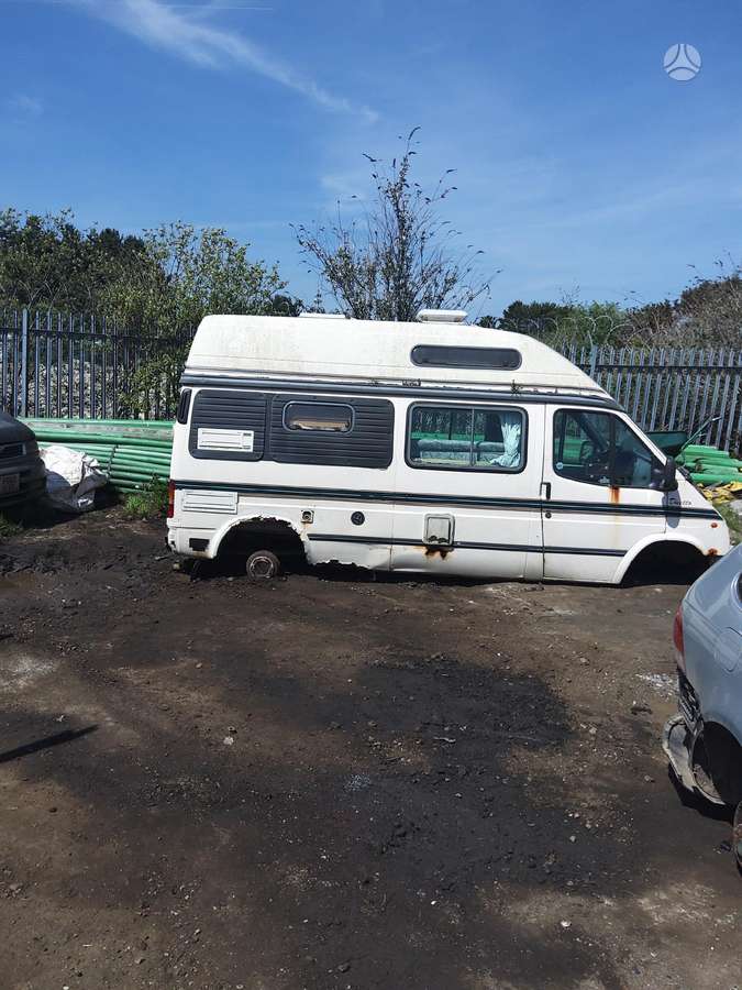 Ford Transit, passenger vans