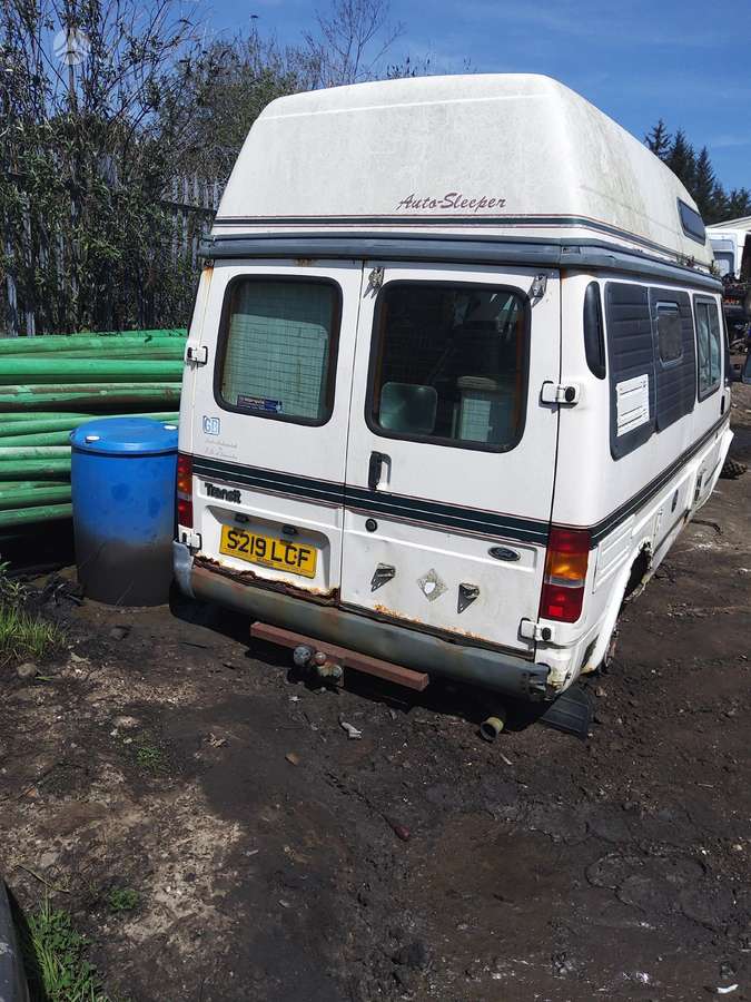 Ford Transit, passenger vans