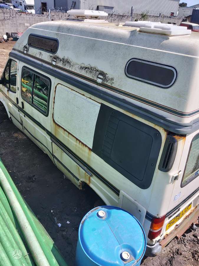 Ford Transit, passenger vans