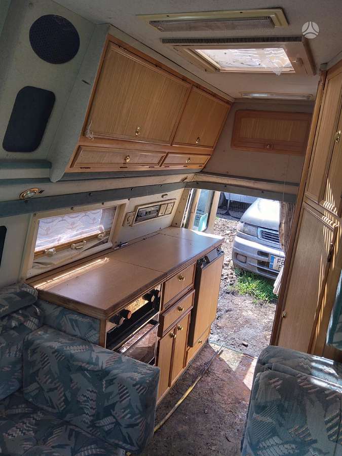 Ford Transit, passenger vans