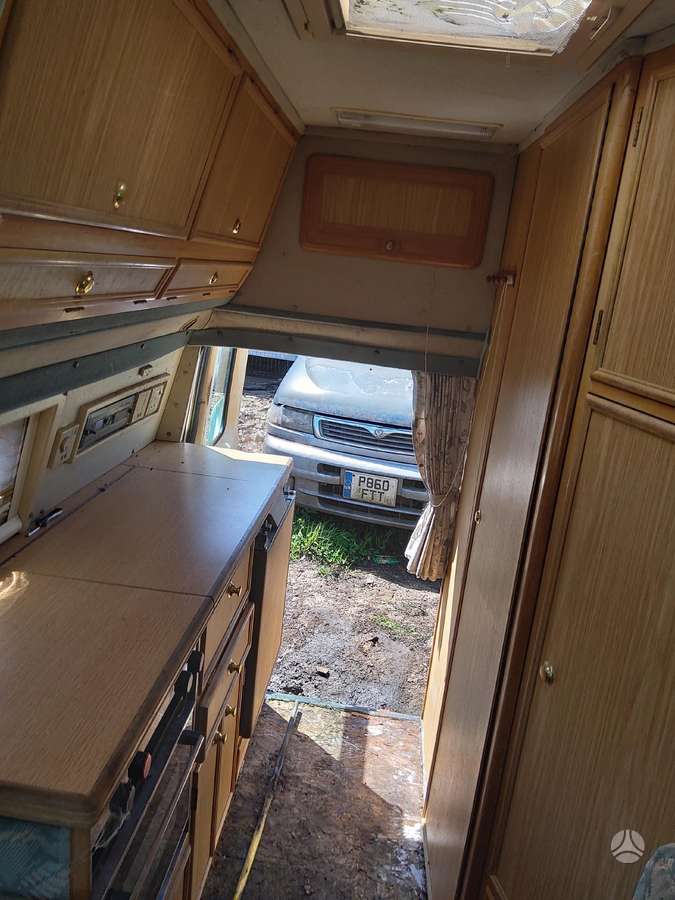 Ford Transit, passenger vans