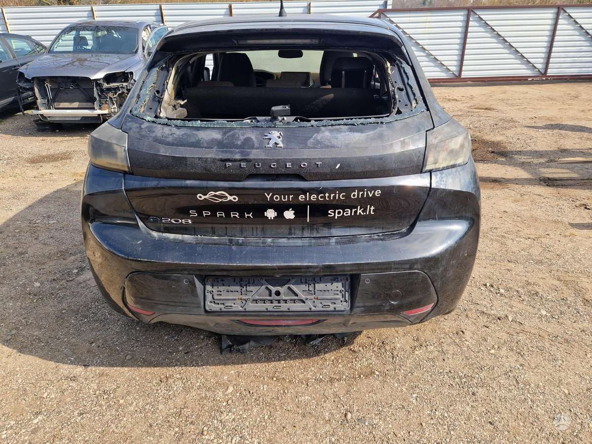 Peugeot 208 rezerves daļās