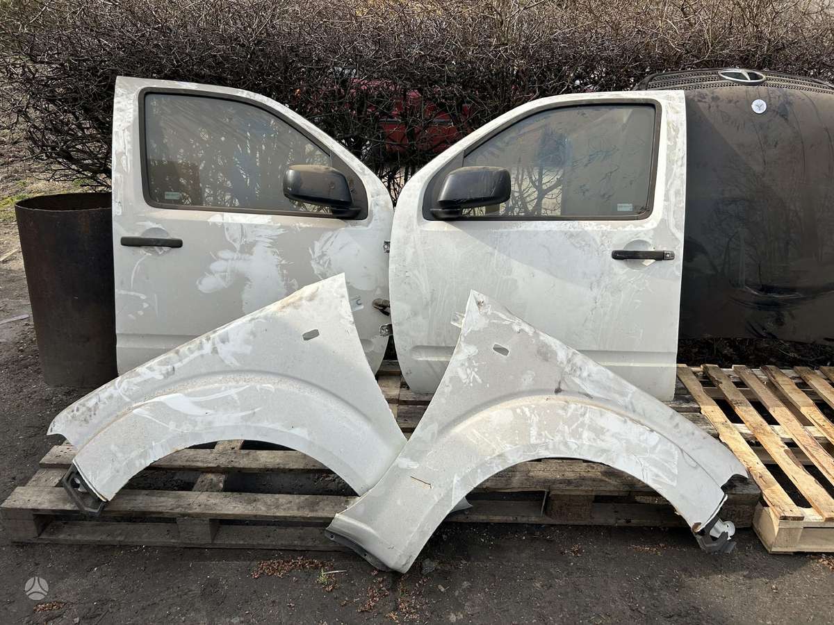 Nissan Navara bamperiai, durys, sparnai
