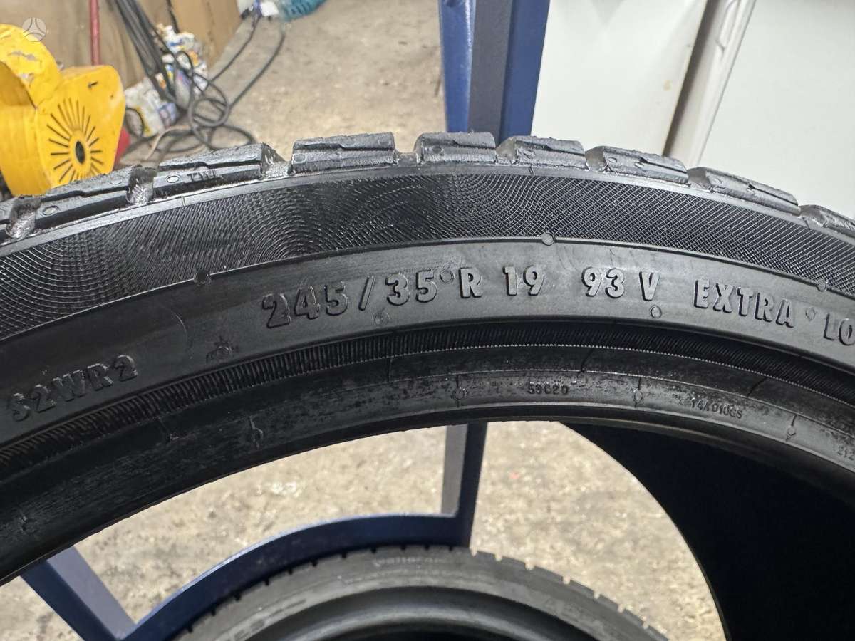 Continental TS830P, всесезонные 245/35 R19