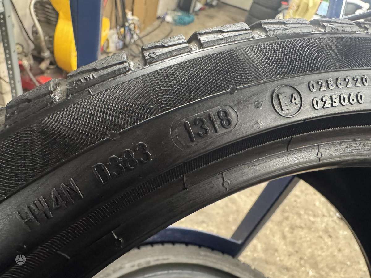 Continental TS830P, universalios 245/35 R19
