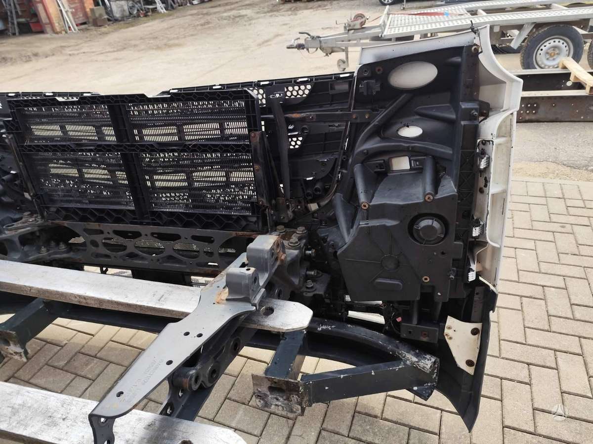 Mercedes-Benz MP4, trucks
