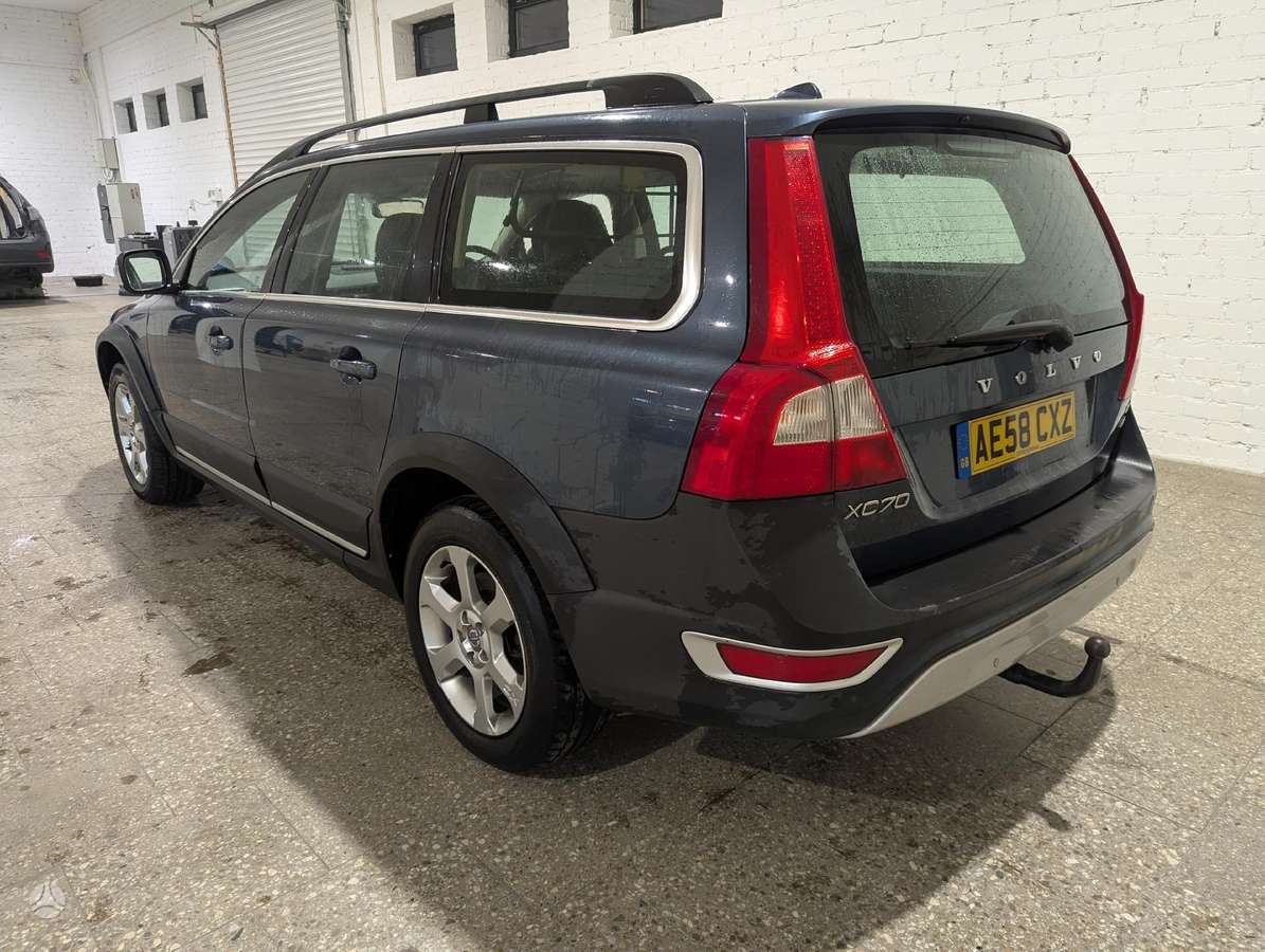 Volvo XC70