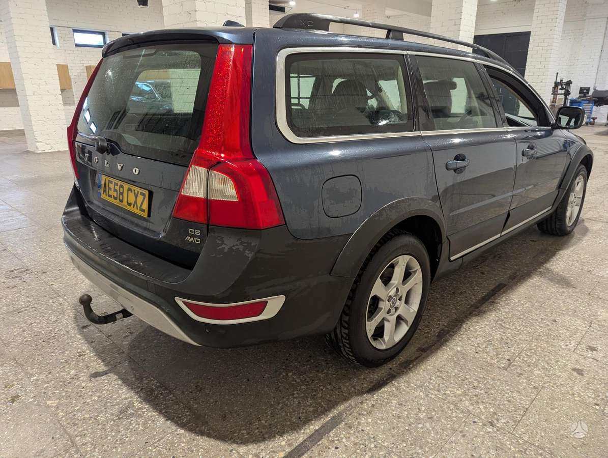 Volvo XC70