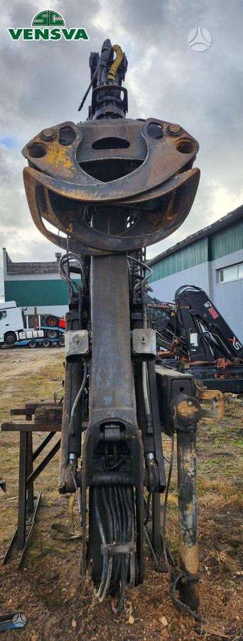 Kesla 2112Z With gripper, grapples