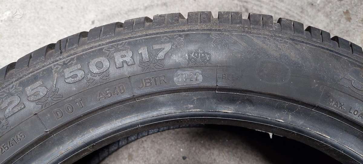 Dunlop, winter 225/50 R17