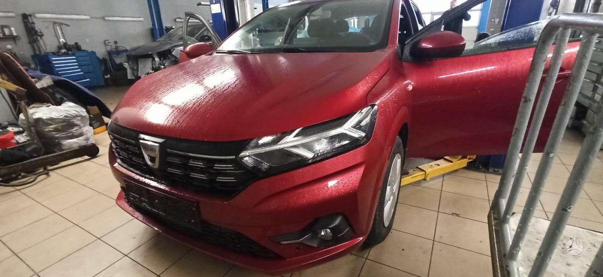 Dacia Sandero for parts