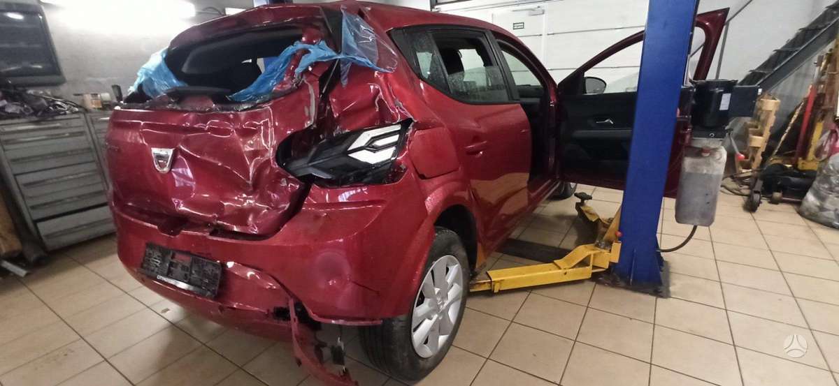 Dacia Sandero for parts