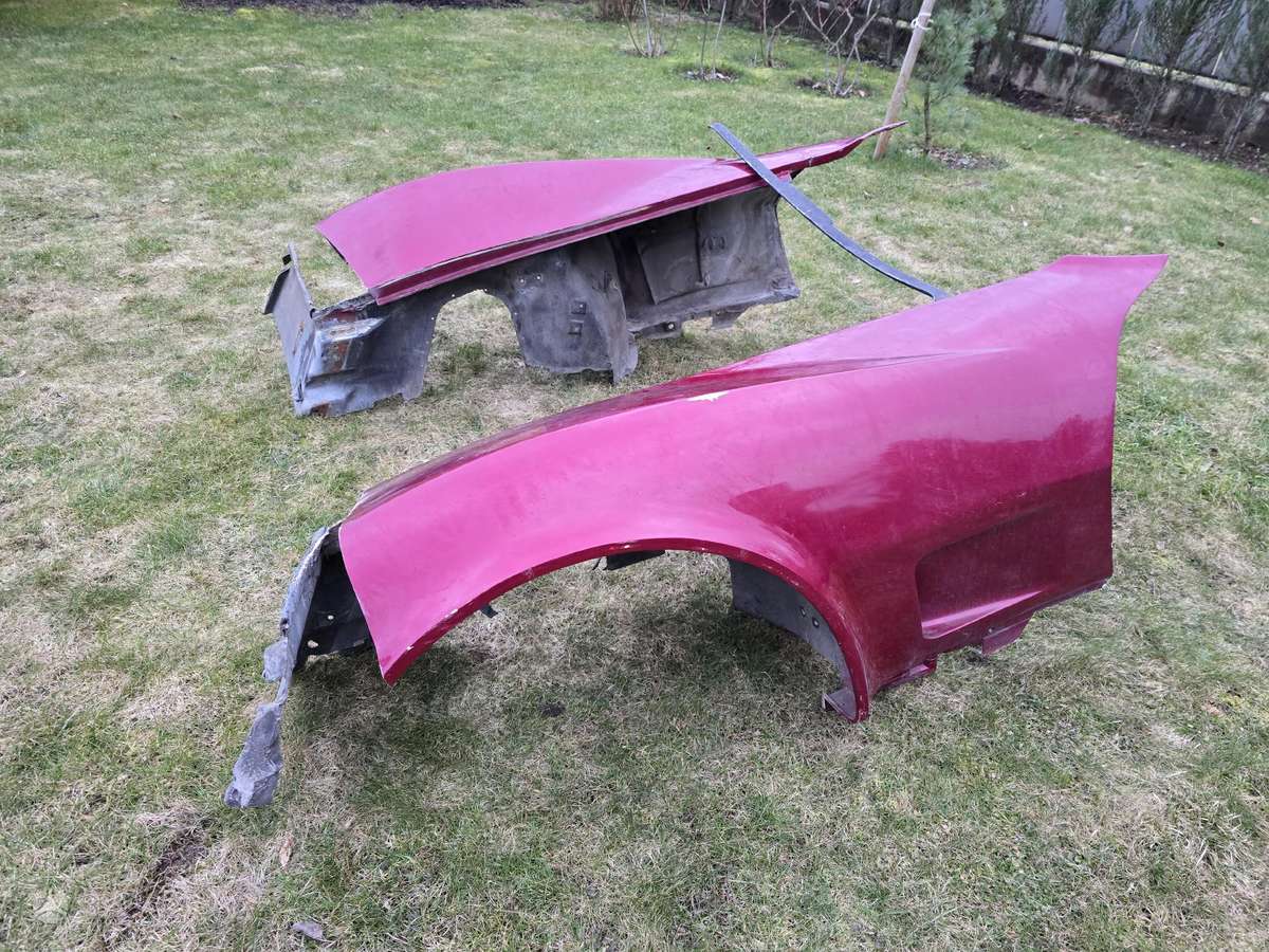Chevrolet Corvette bamperi, spārni