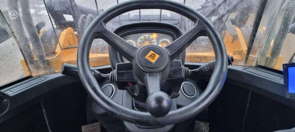 JCB 411 +4, frontal loader