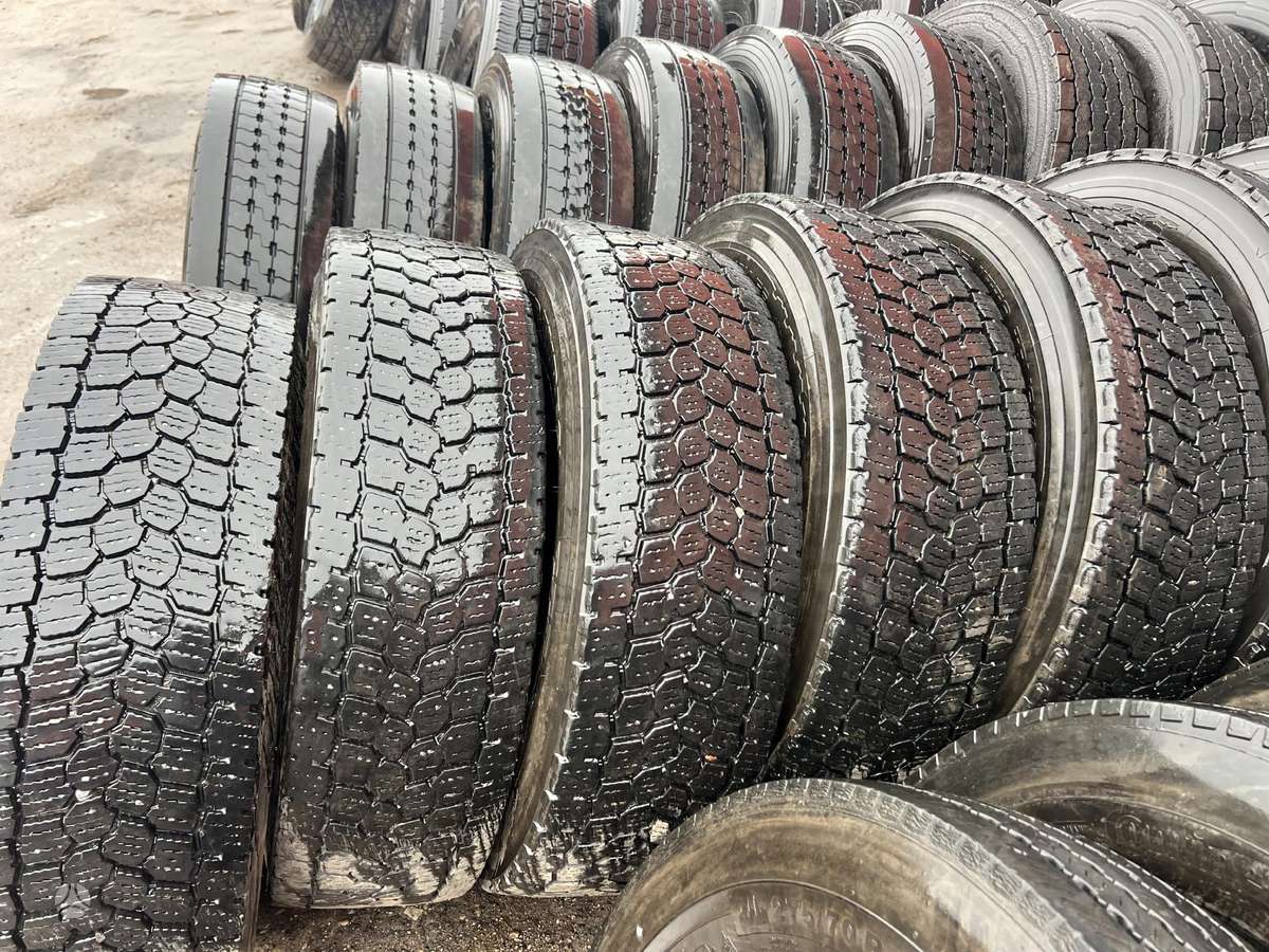 Nokian, universalios 295/80 R22,5