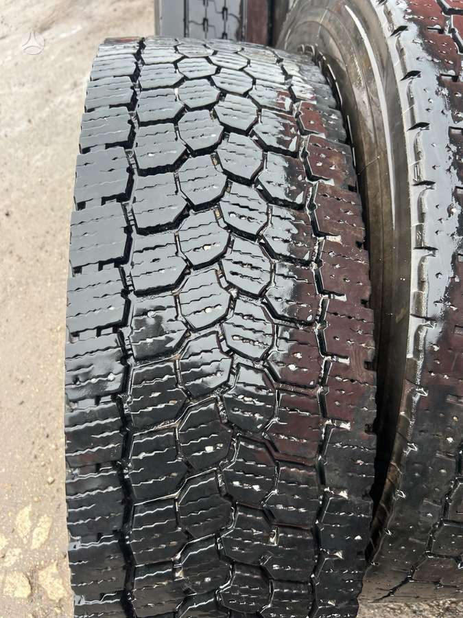 Nokian, всесезонные 295/80 R22,5