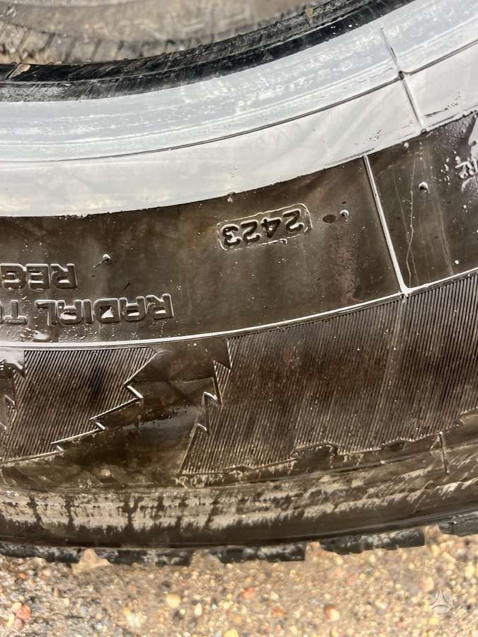 Nokian, всесезонные 295/80 R22,5