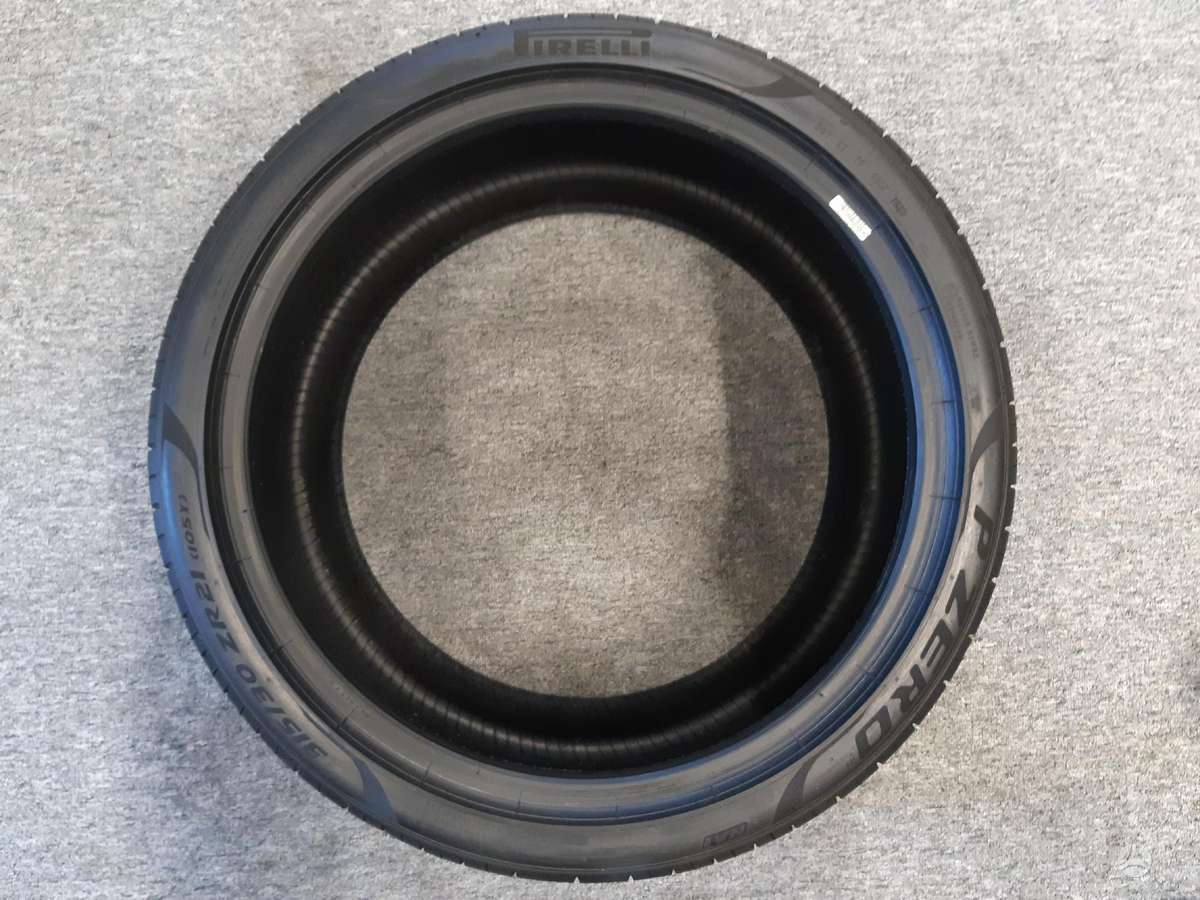 Pirelli 2023m 95% PZero SC NA1, summer 315/30 R21
