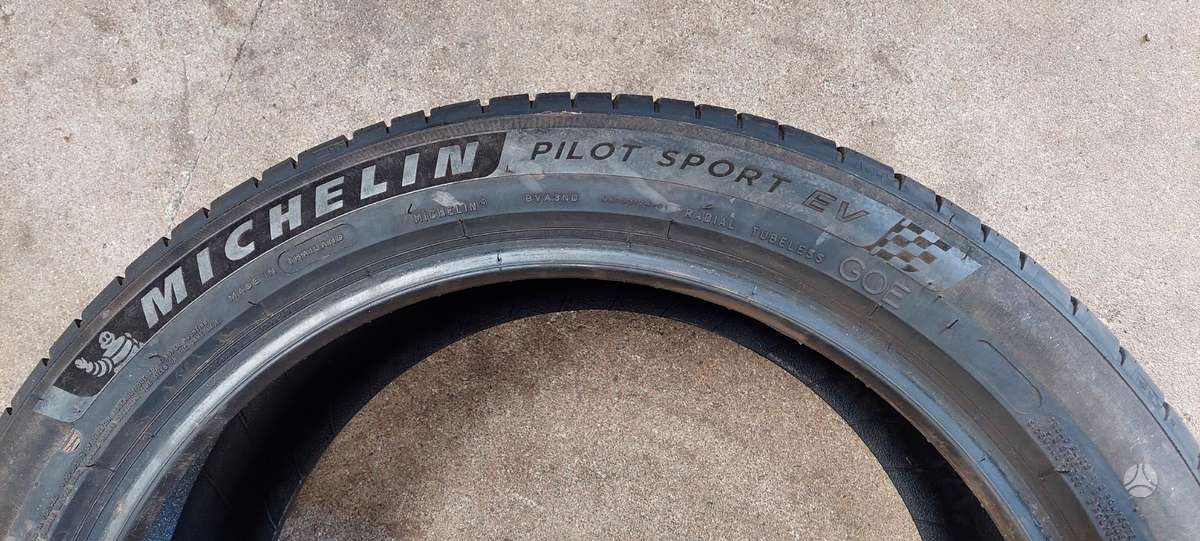 Michelin, summer 255/45 R20