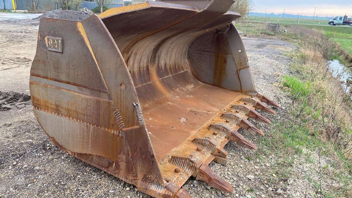 Caterpillar 980K, buckets