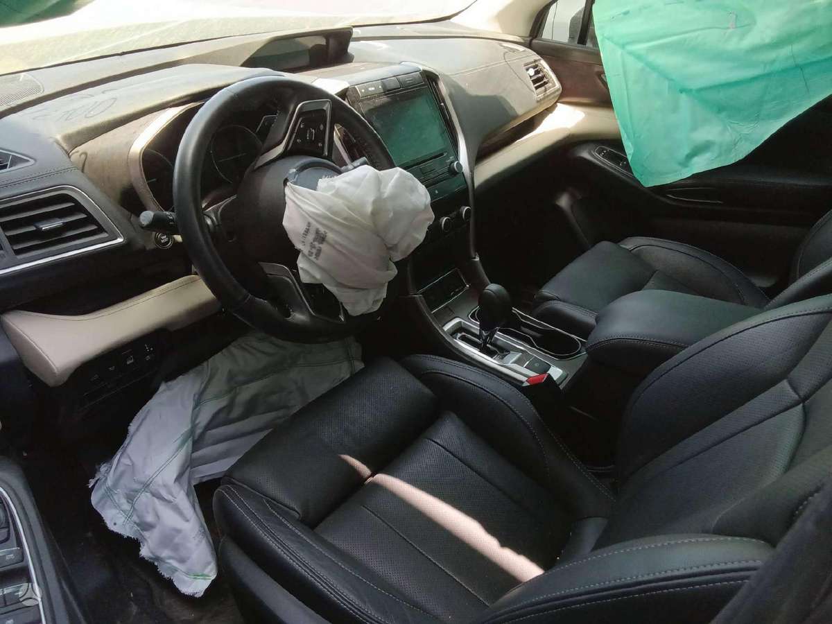 Subaru Ascent dalimis