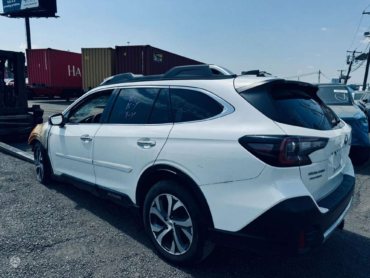Subaru Outback for parts