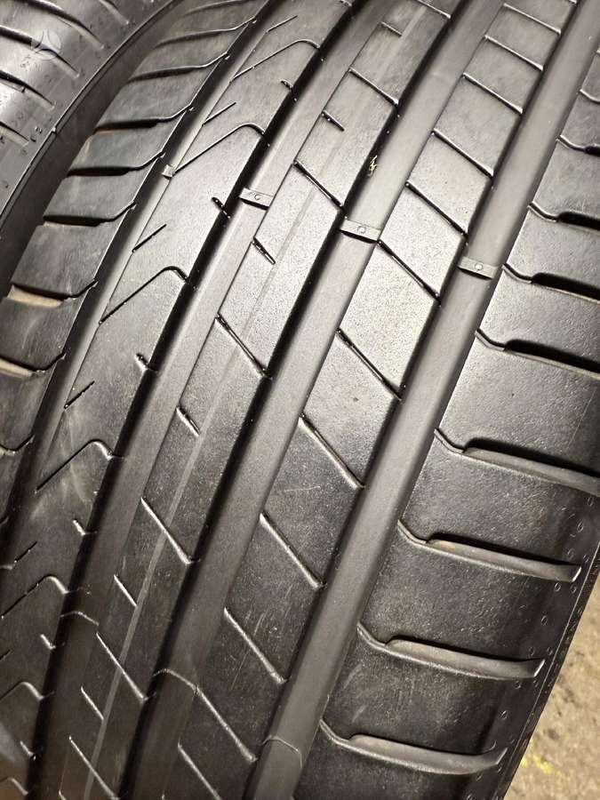 Pirelli Cinturato p7/MO, summer 235/55 R19