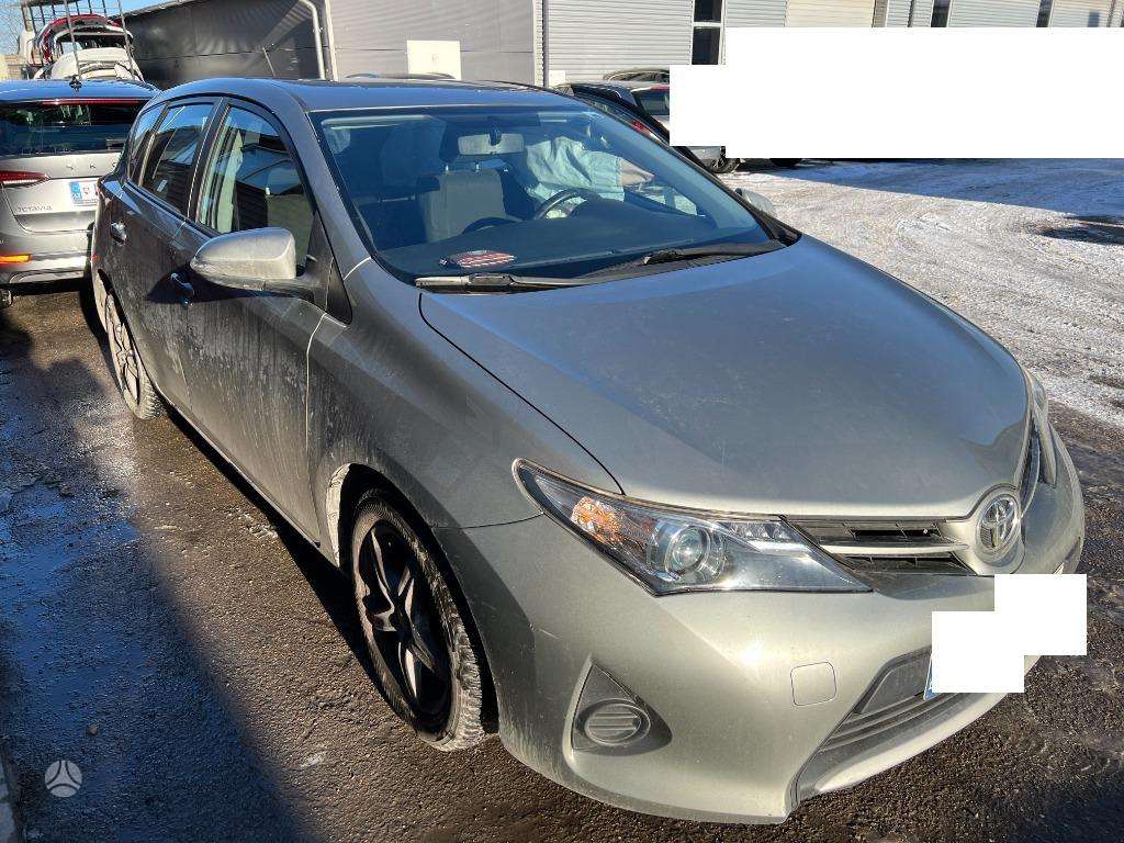 Toyota Auris