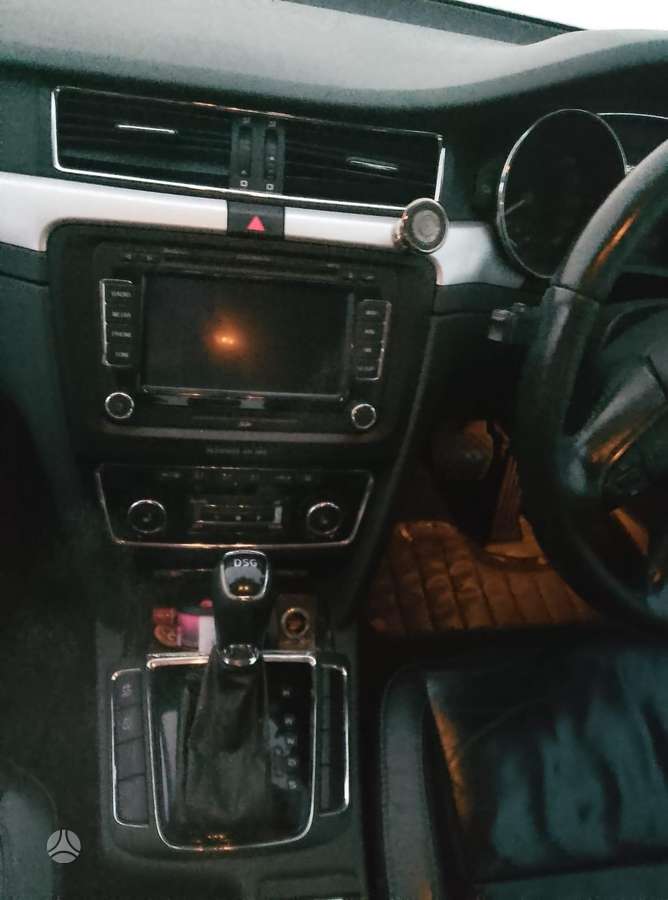 Skoda Superb Cffb variklio kodas pbf dėžės kodas