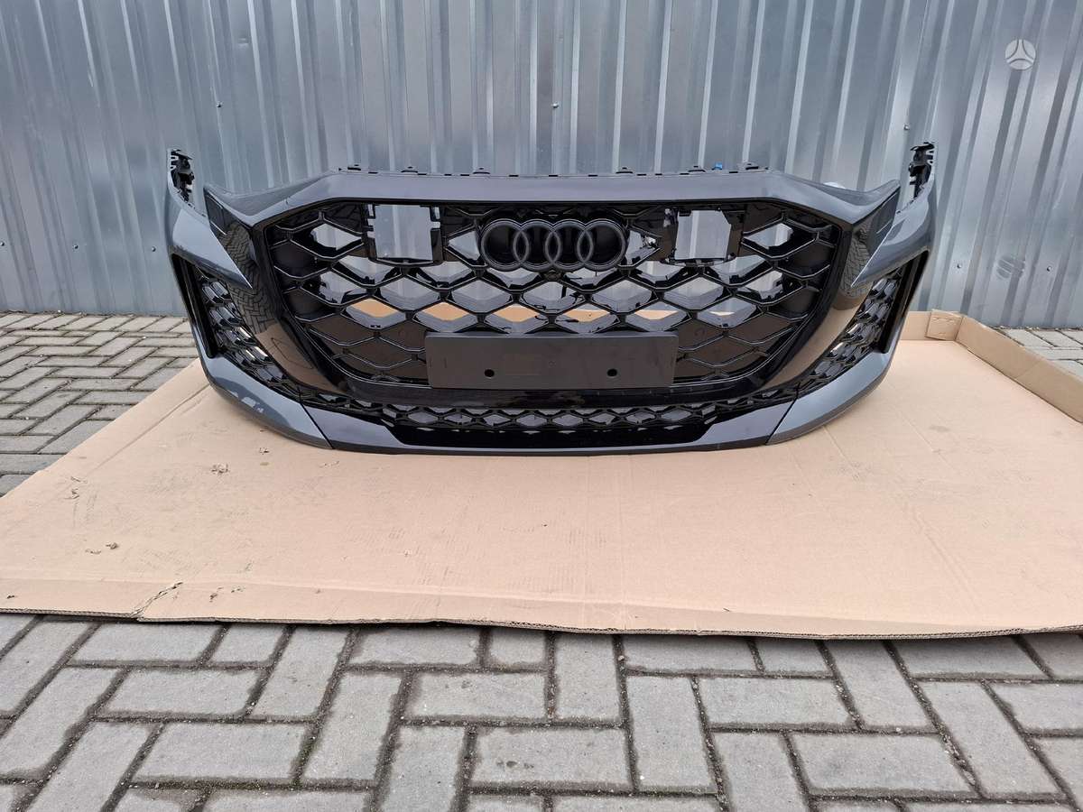 Audi RS Q8 bumpers