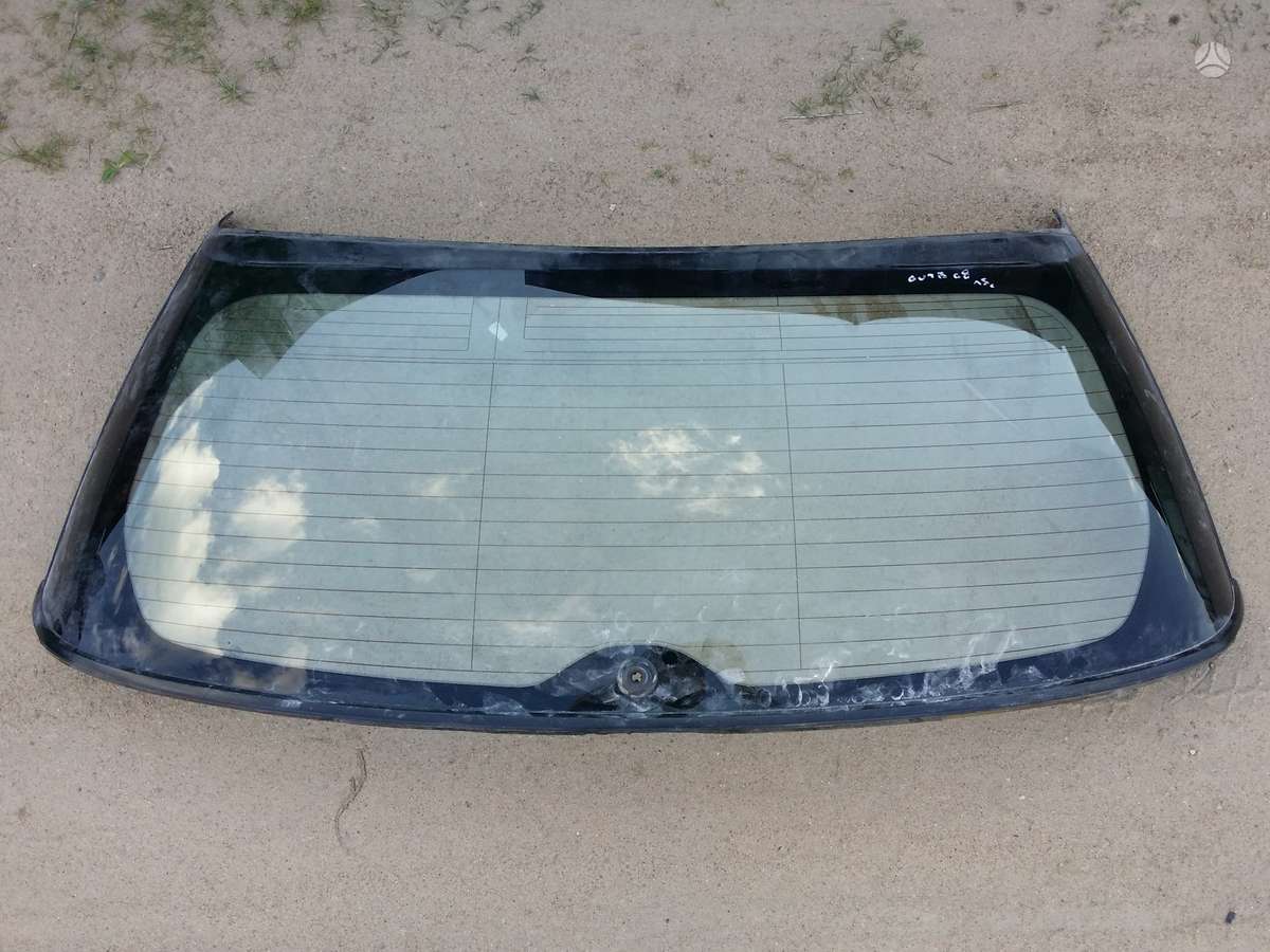 Subaru Outback kėbulo dalys