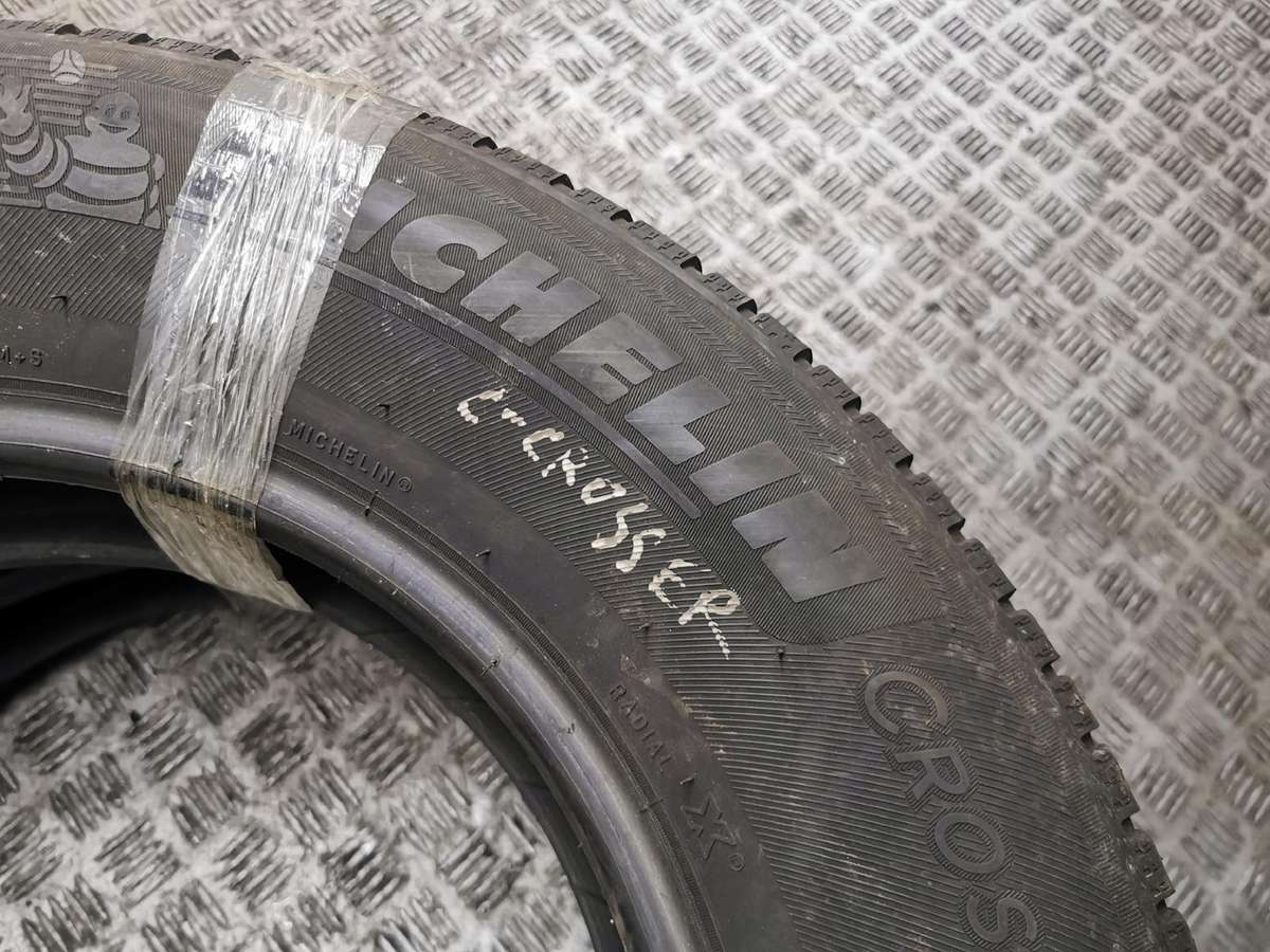 Michelin, universalios 215/70 R17