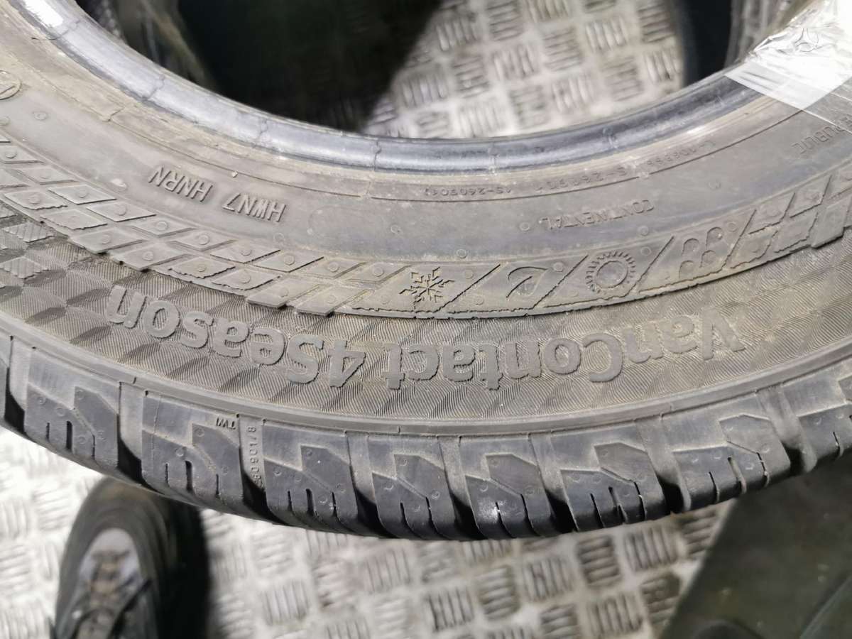 Continental, всесезонные 225/65 R16
