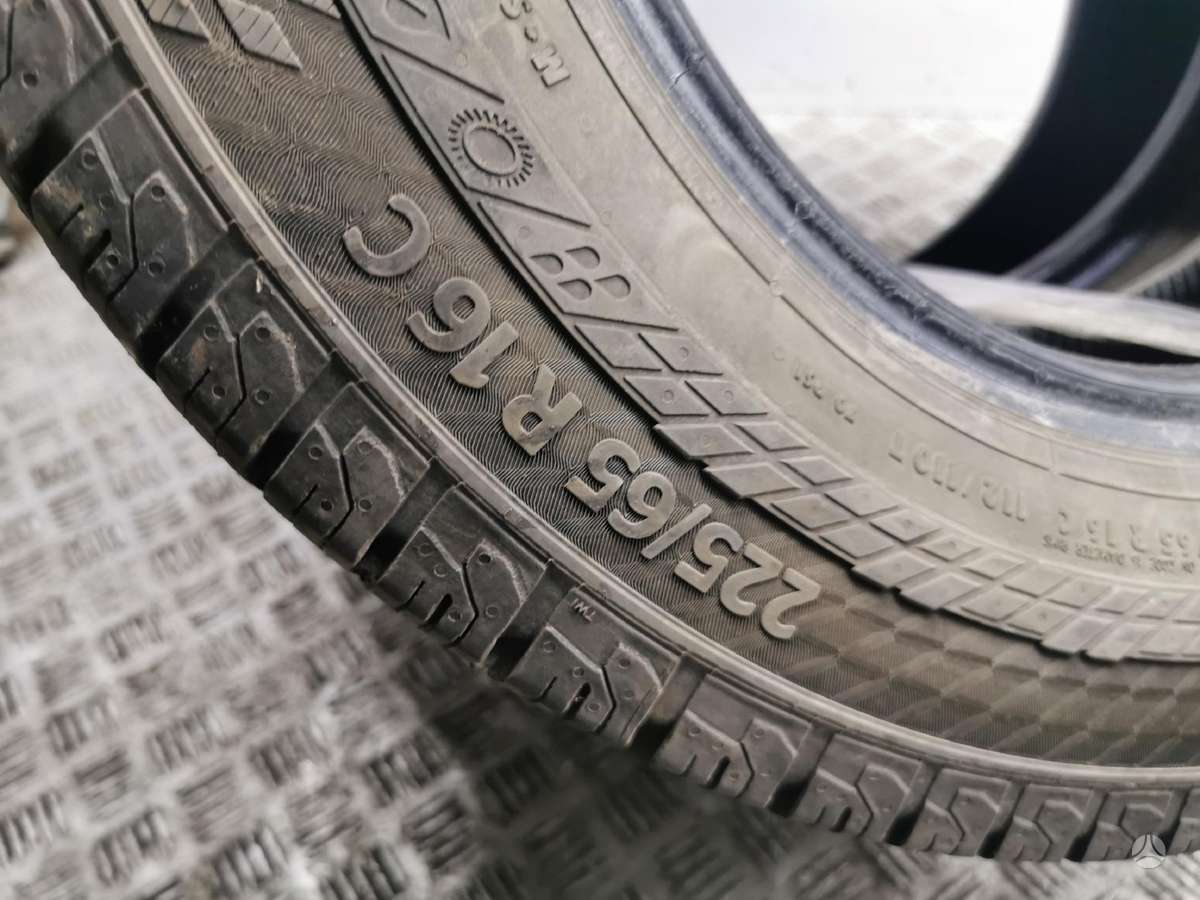 Continental, всесезонные 225/65 R16