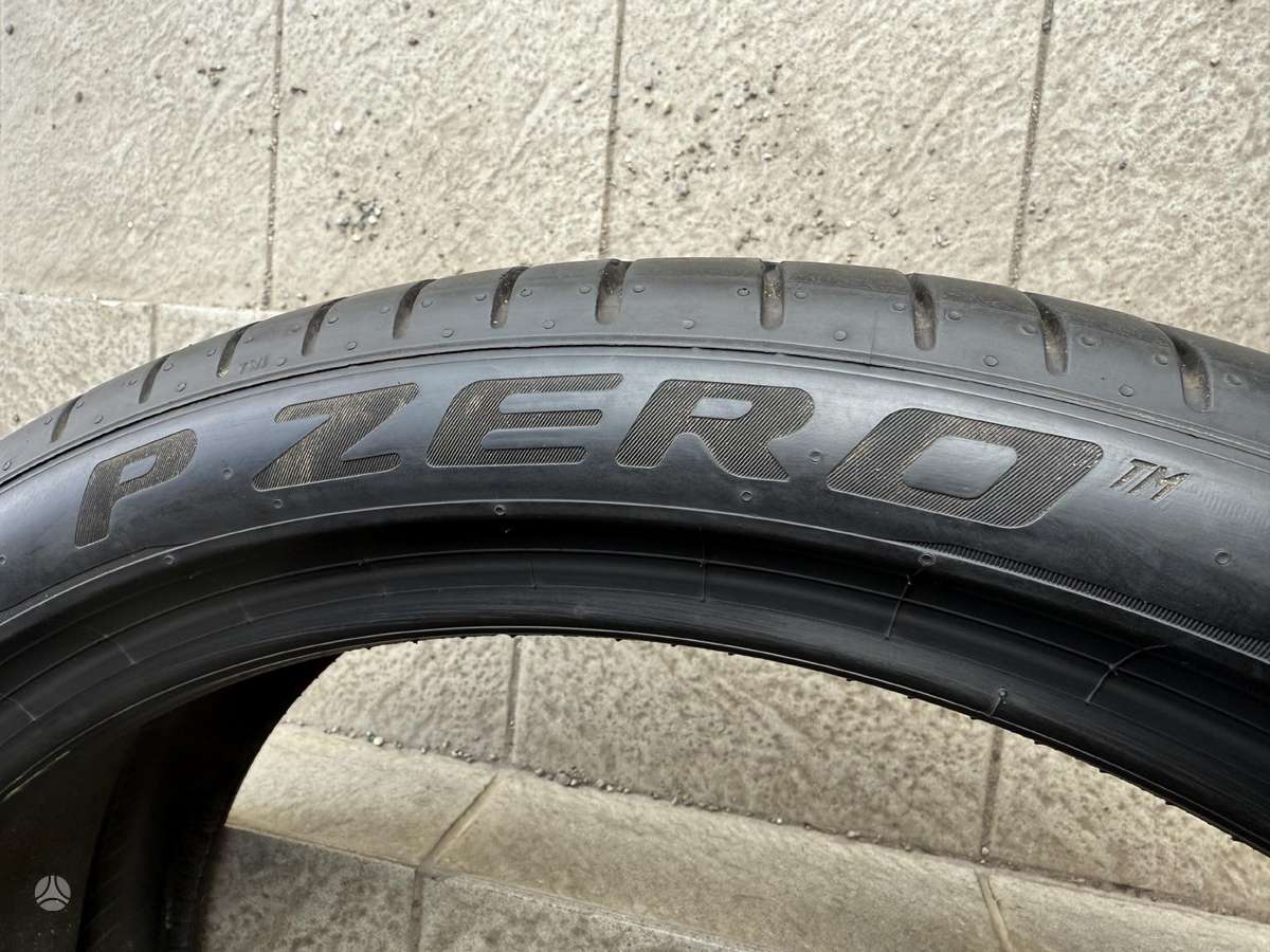 Pirelli Pzero/2023m/VOL, летние 275/35 R22