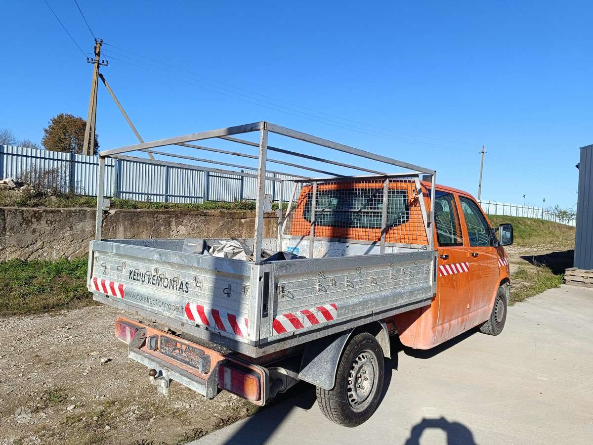 Volkswagen Transporter, cargo vans