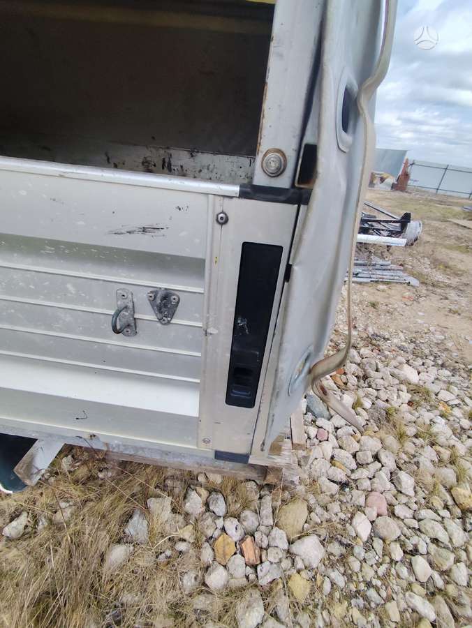 Volkswagen Transporter, cargo vans