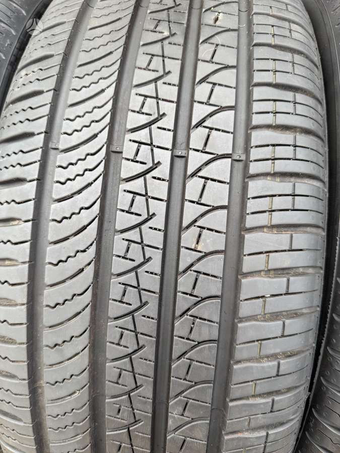 Pirelli Scorpion zero/2023m, всесезонные 235/50 R20