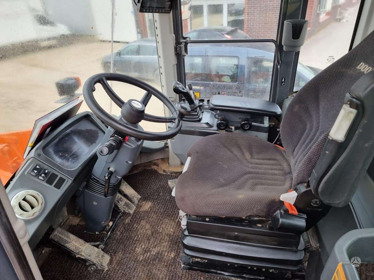 Doosan DL200-3, frontal loader