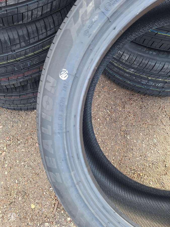 Rockblade, summer 245/45 R20