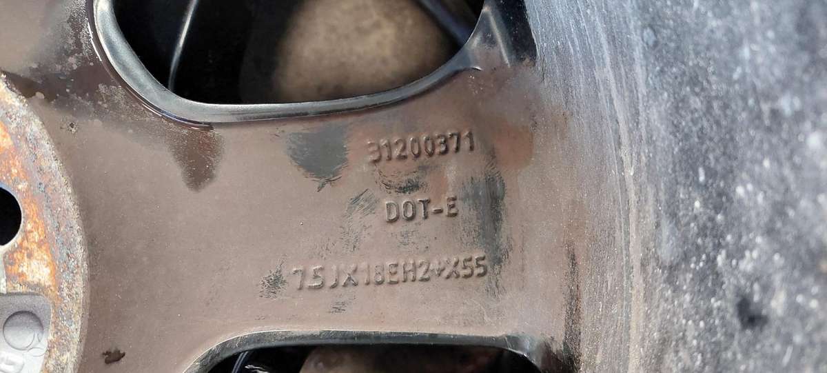 Volvo, lengvojo lydinio, R18