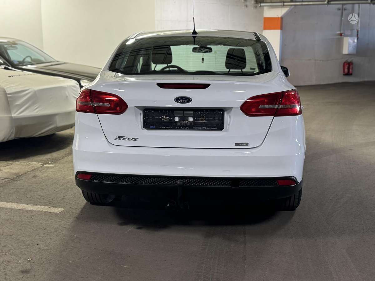 Ford Focus, 1.0 l., Седан
