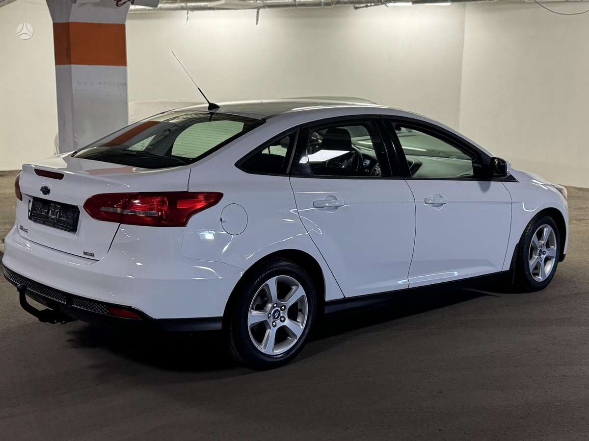 Ford Focus, 1.0 l., Седан