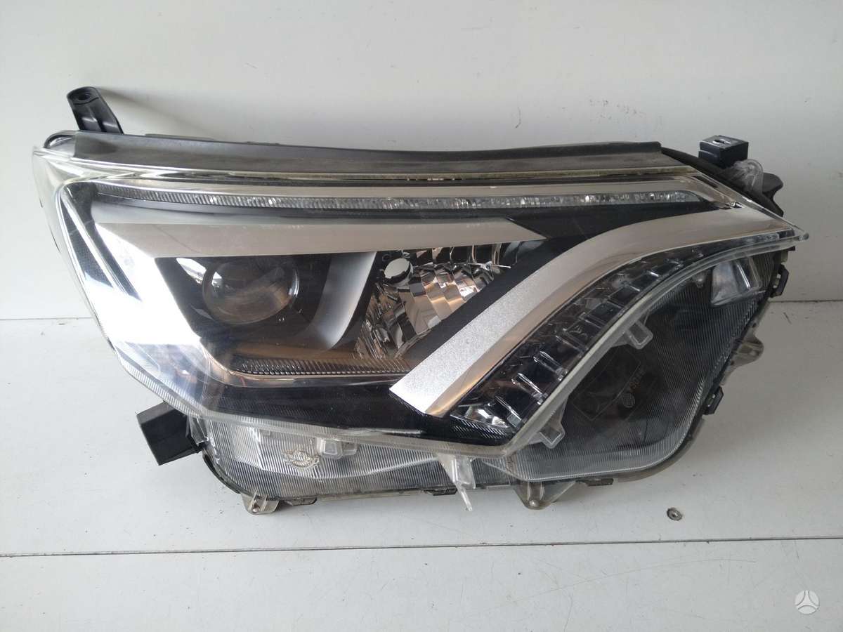 Toyota RAV4 body parts