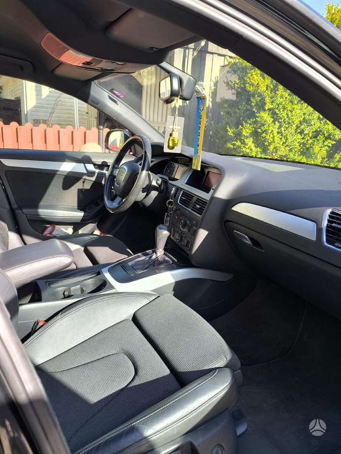 Audi A4, 2.0 l., Универсал